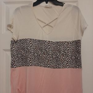 3 color panel top m/l good condition